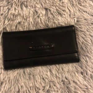 ◼️◾️NWOT CARVEN WALLET